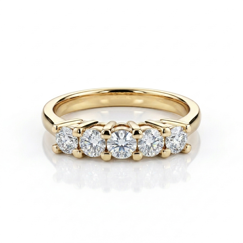 Marvel, bague en or 18 carats et diamants — Riana Jewelry